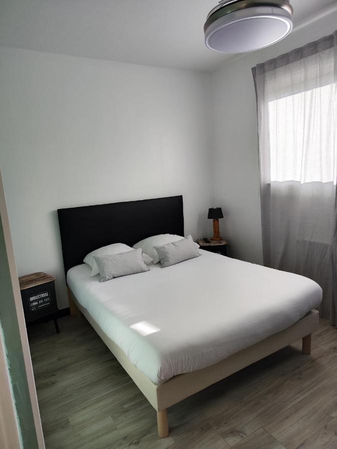 Hotel Le Sporting Beaumont-sur-Leze Exterior foto