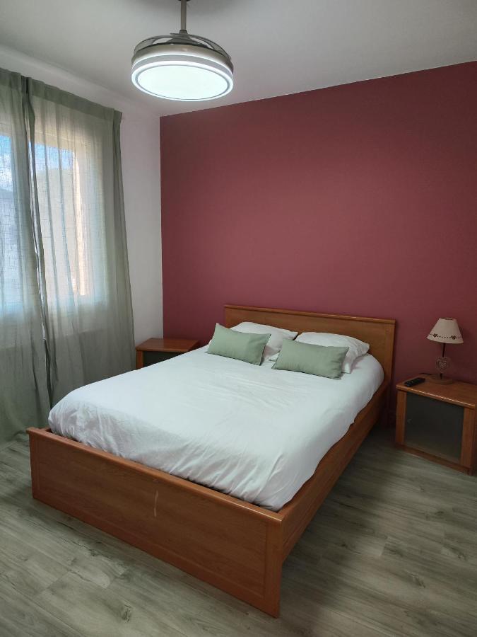 Hotel Le Sporting Beaumont-sur-Leze Exterior foto